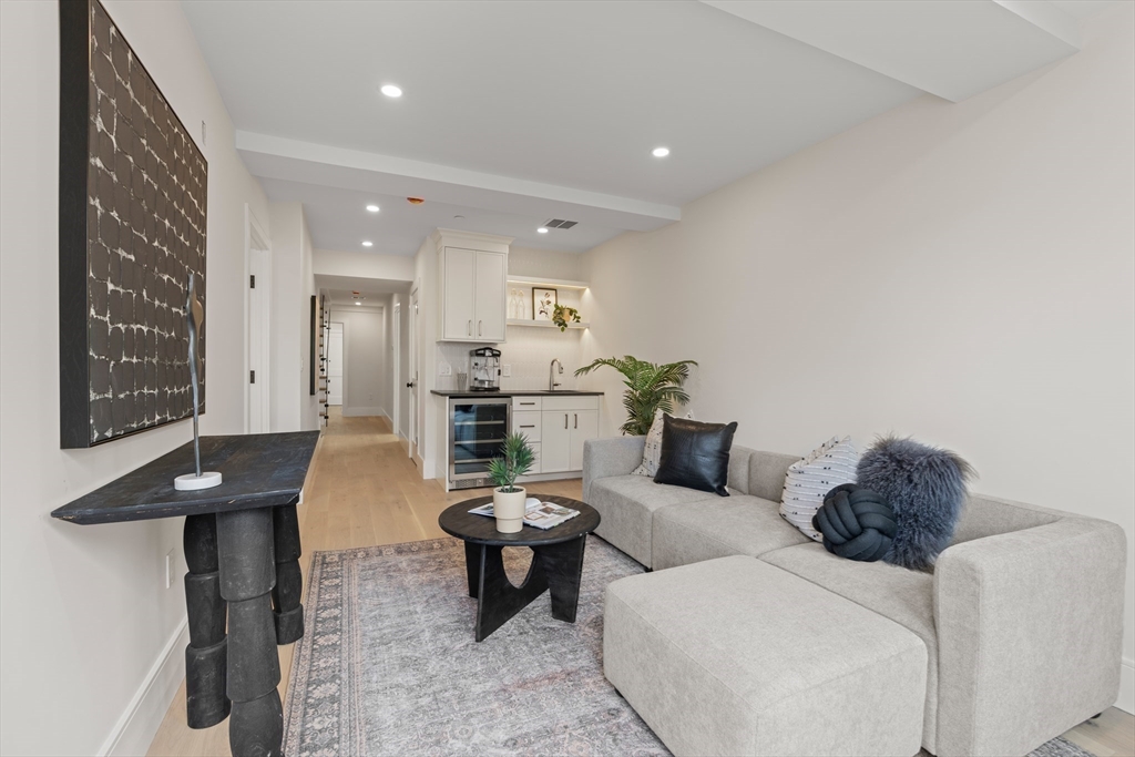 326 Lowell Street #1, Somerville, MA Photo #12