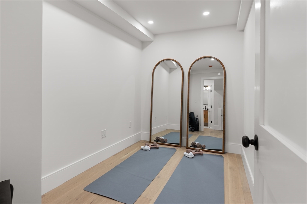 326 Lowell Street #1, Somerville, MA Photo #16