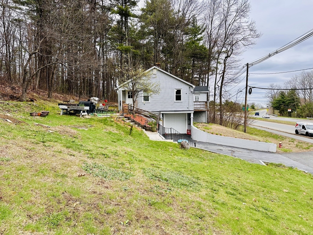 140 Leominster Rd