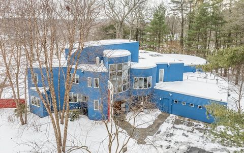 Photo of 389 River Rd, Carlisle, MA 01741 (MLS # 73474797)