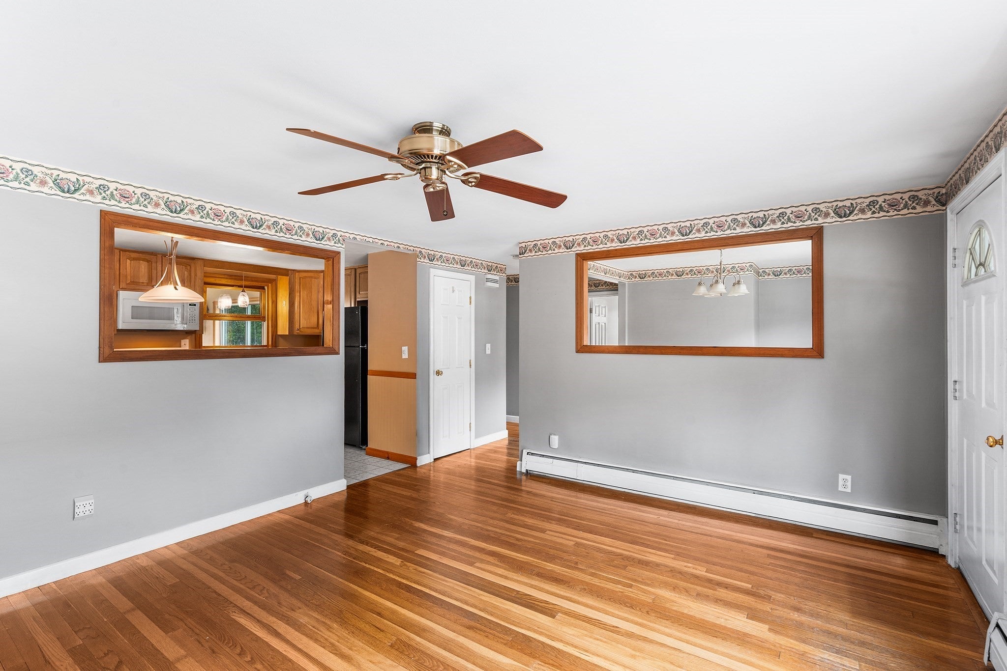 62 Woodsbury Rd