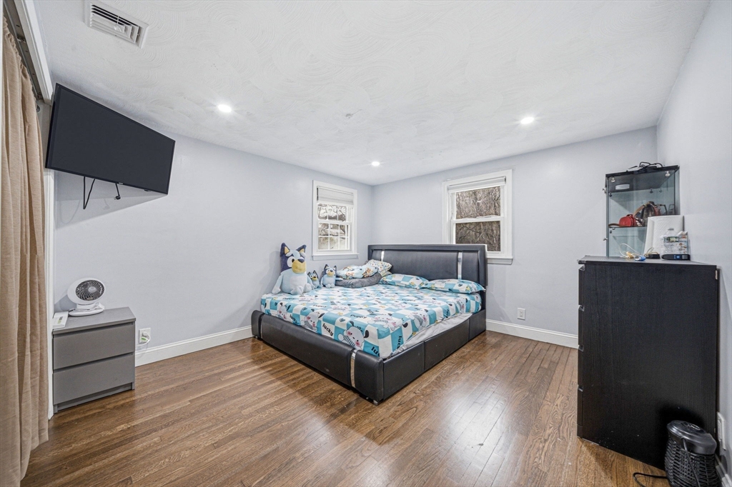 14 Lewis Rd, Randolph, MA Photo #22