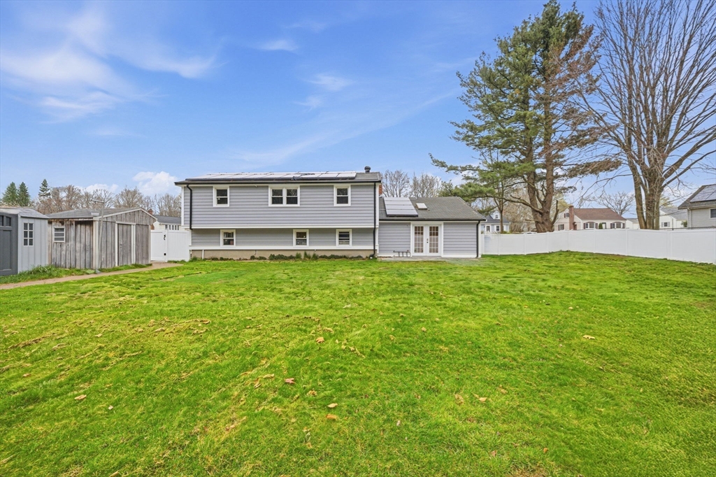 14 Lewis Rd, Randolph, MA Photo #6