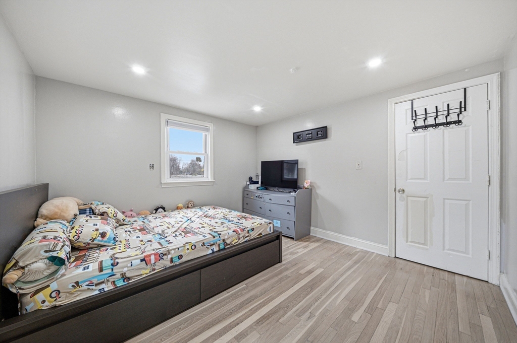 14 Lewis Rd, Randolph, MA Photo #26