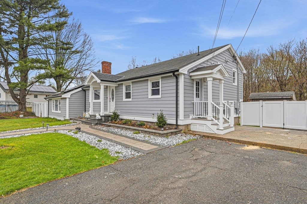 14 Lewis Rd, Randolph, MA Photo #8