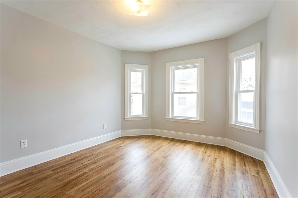 22 Downer Avenue 2