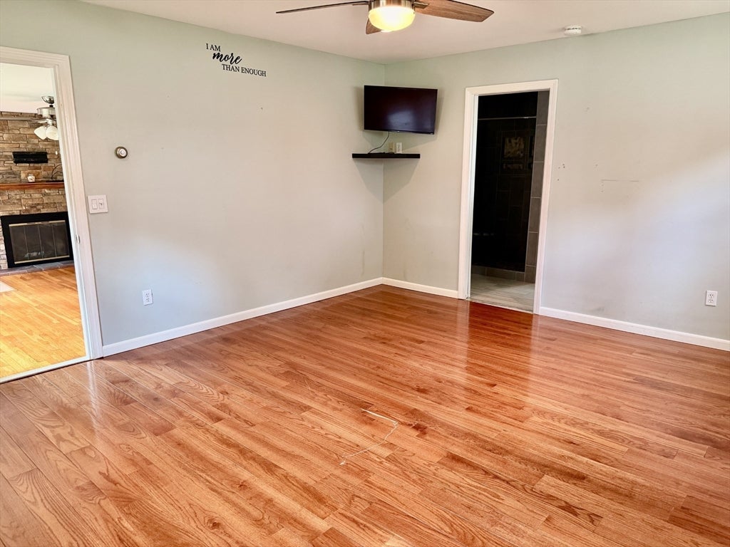 57 Laurel Ln, Bellingham, MA Photo #17