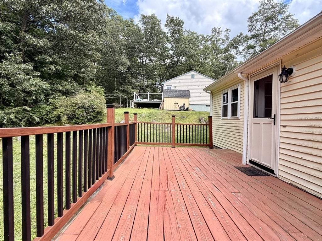 57 Laurel Ln, Bellingham, MA Photo #34