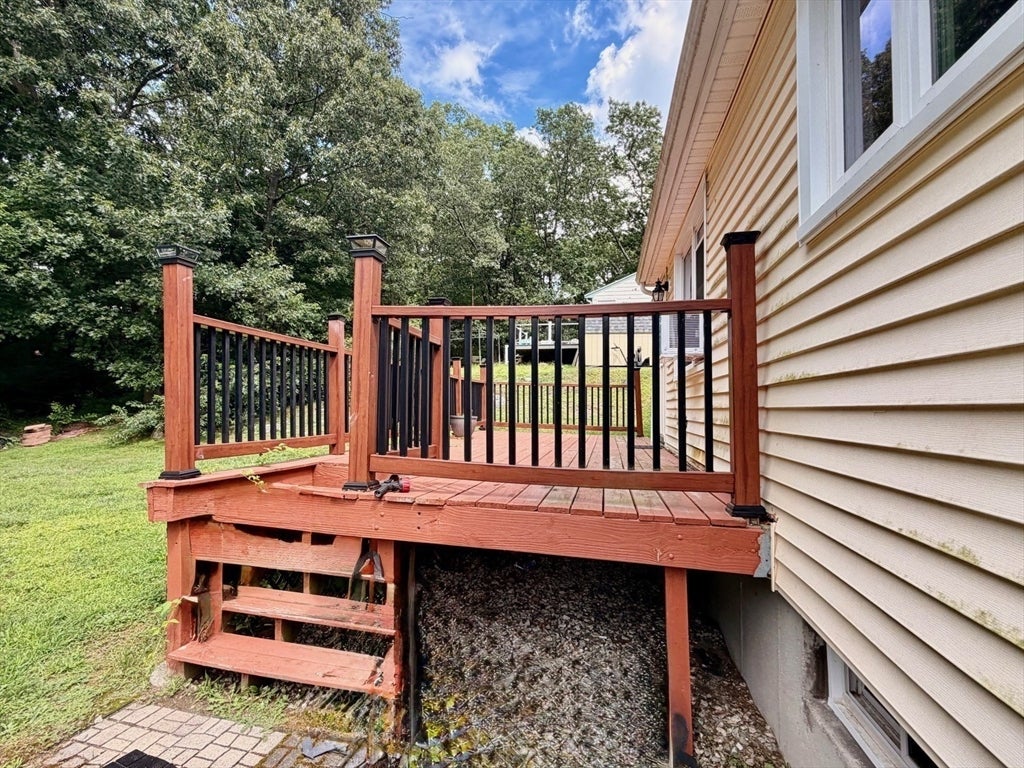57 Laurel Ln, Bellingham, MA Photo #32