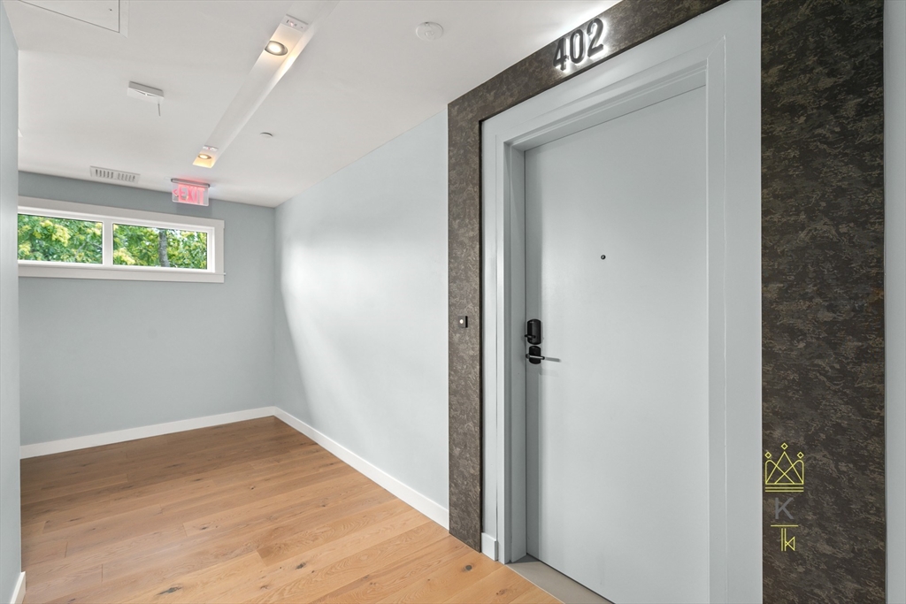 54 Auburn ST #402, Brookline, MA Photo #1