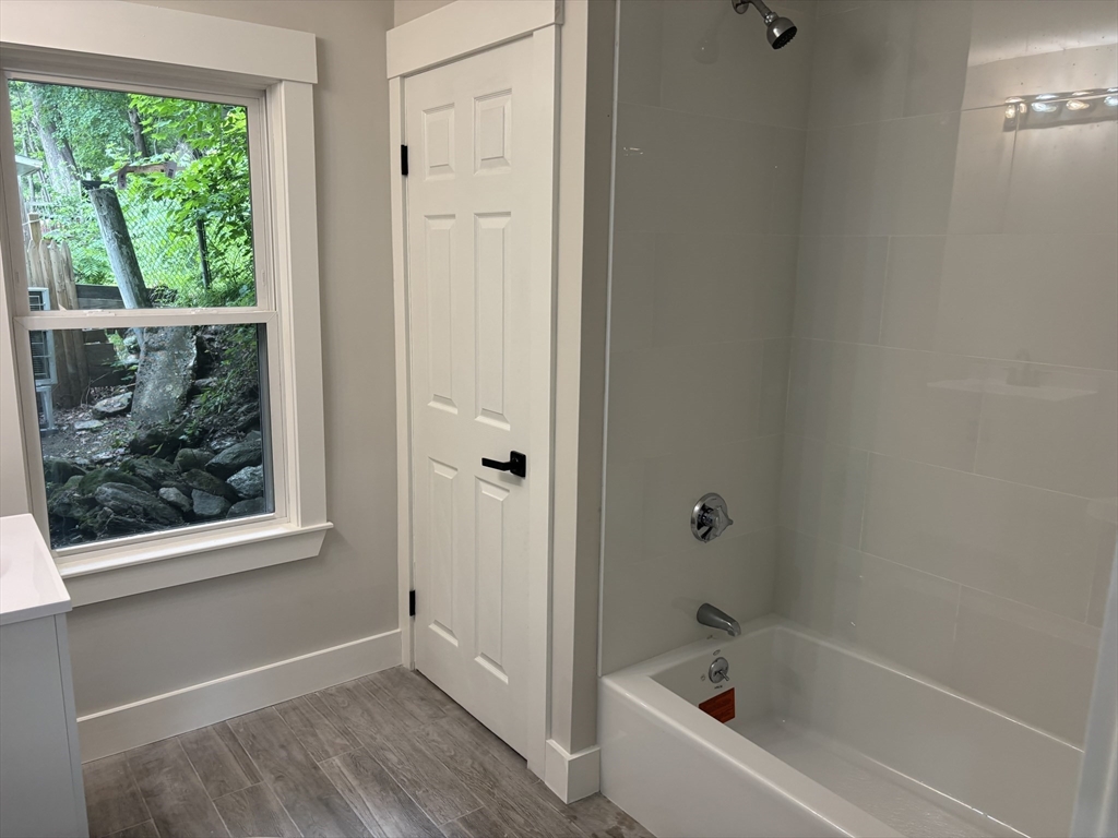22 Pleasant St