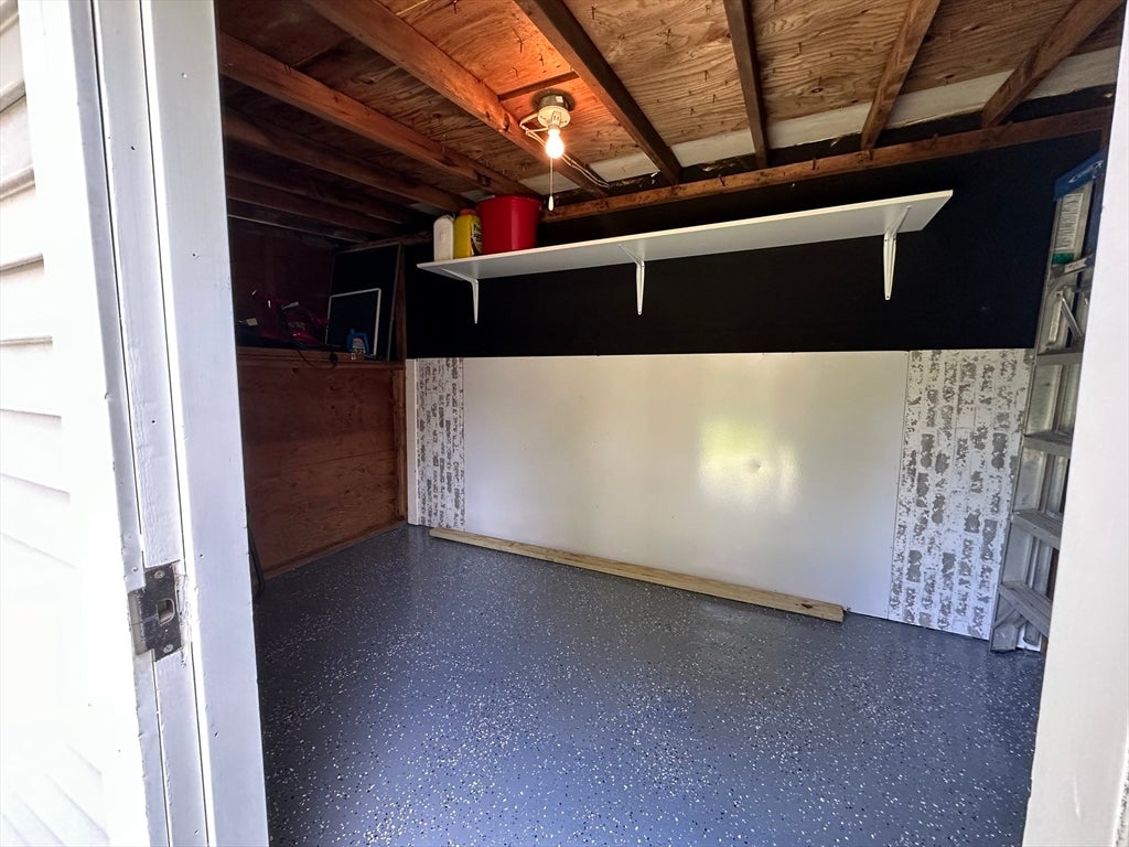 206 Lafayette St, Fall River, MA Photo #28