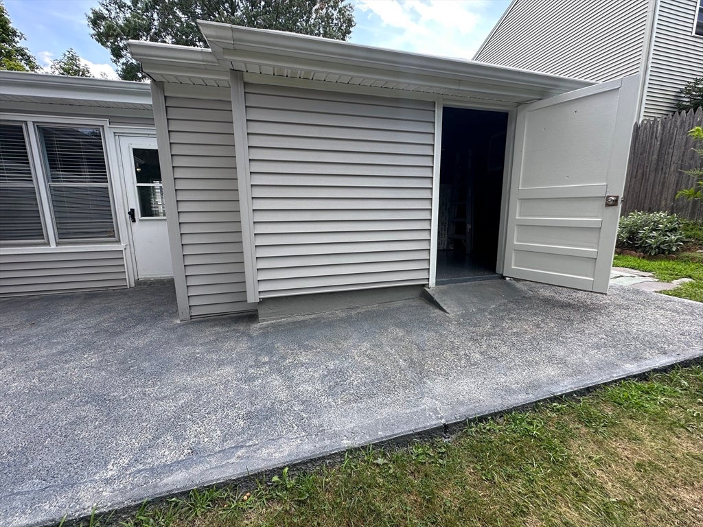 206 Lafayette St, Fall River, MA Photo #27