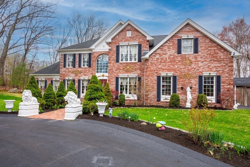 22 Robert Rd