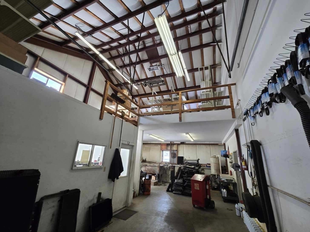 85 Rayber Road A & B
