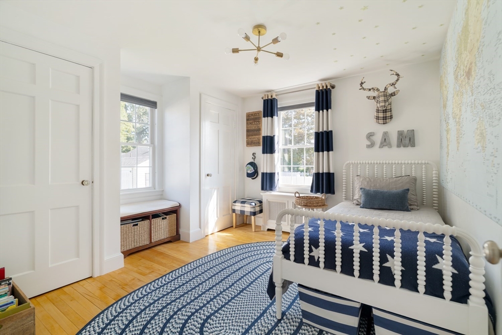 North Andover, Massachusetts 01845, United States, 3 Bedrooms Bedrooms, ,2 BathroomsBathrooms,Residential,Pending,206210