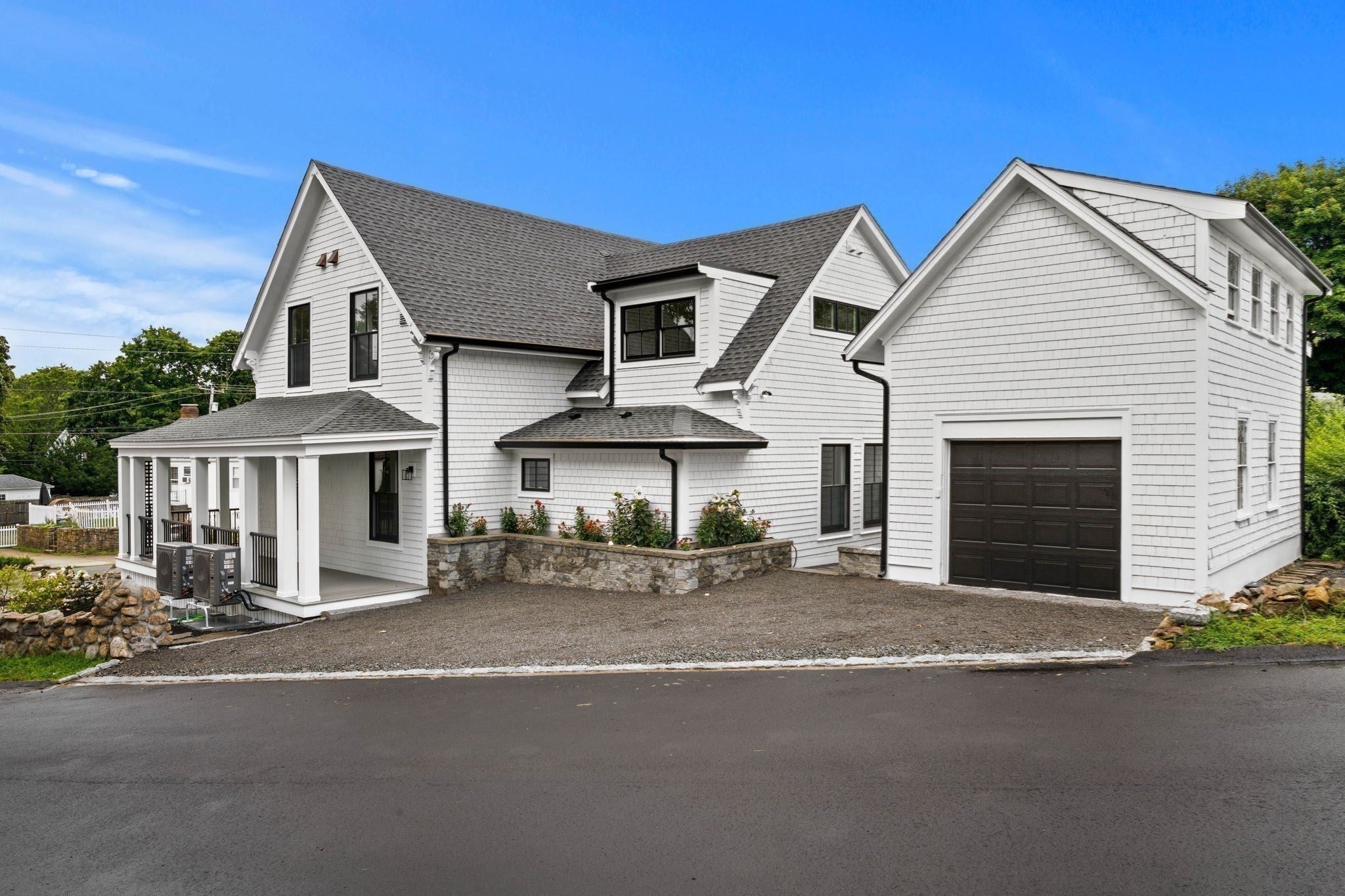 45 Beach Road