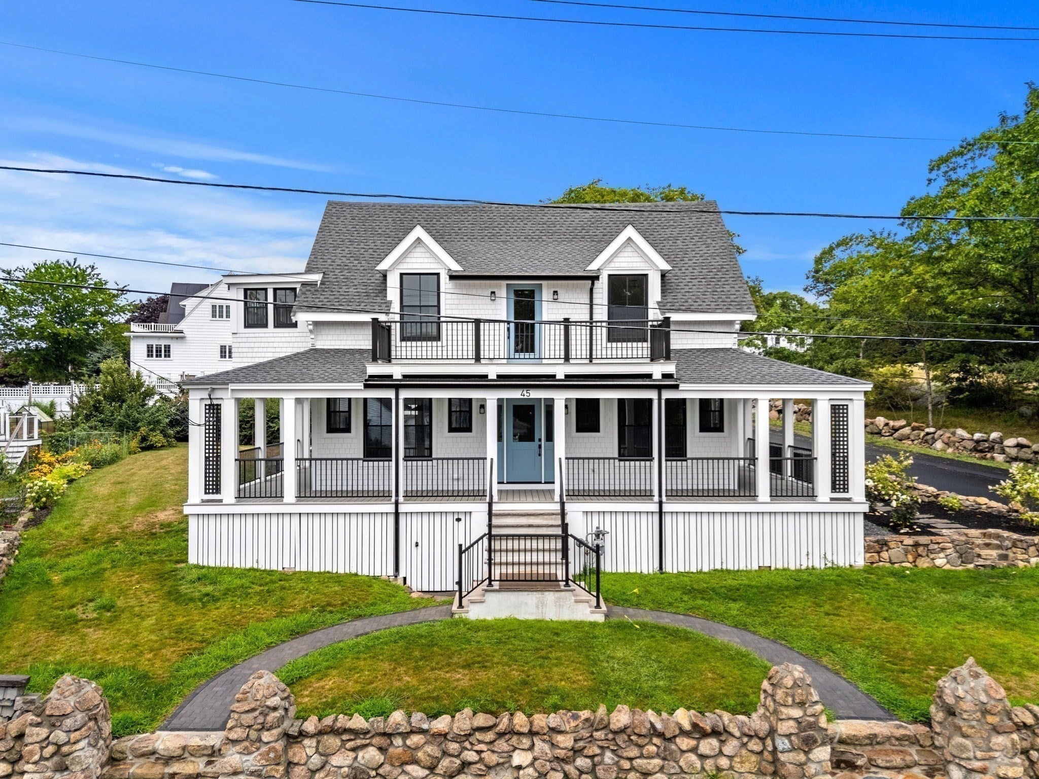 45 Beach Road
