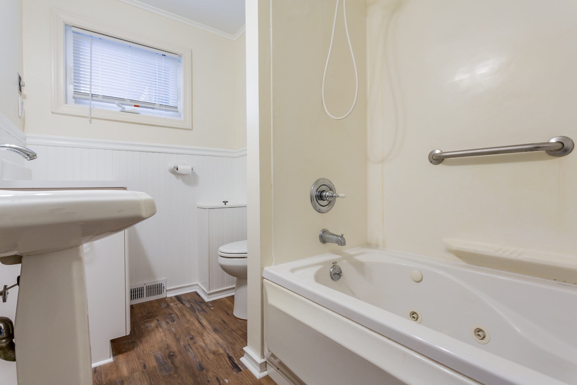 2714 Riverside Avenue, Somerset, MA, 2714 Riverside Avenue, Somerset, MA Photo #16