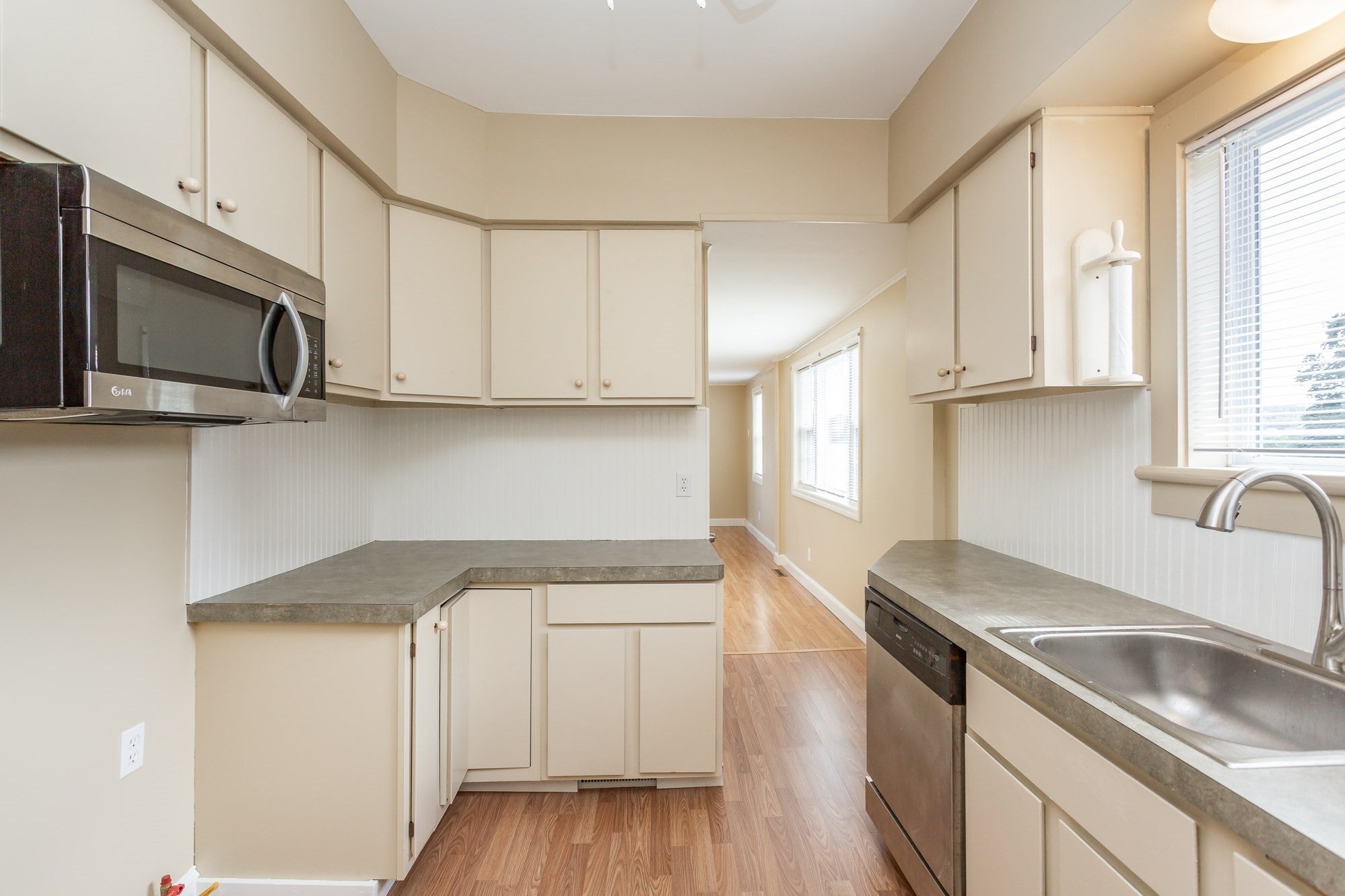 2714 Riverside Avenue, Somerset, MA, 2714 Riverside Avenue, Somerset, MA Photo #15