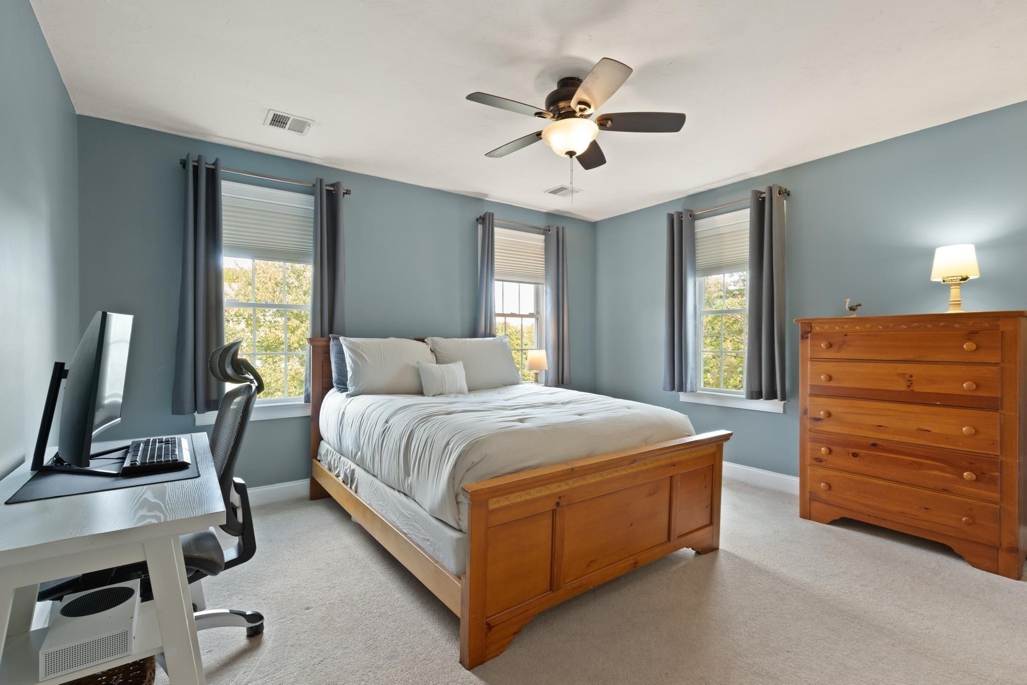 185 Riverside Dr, Wrentham, MA Photo #28