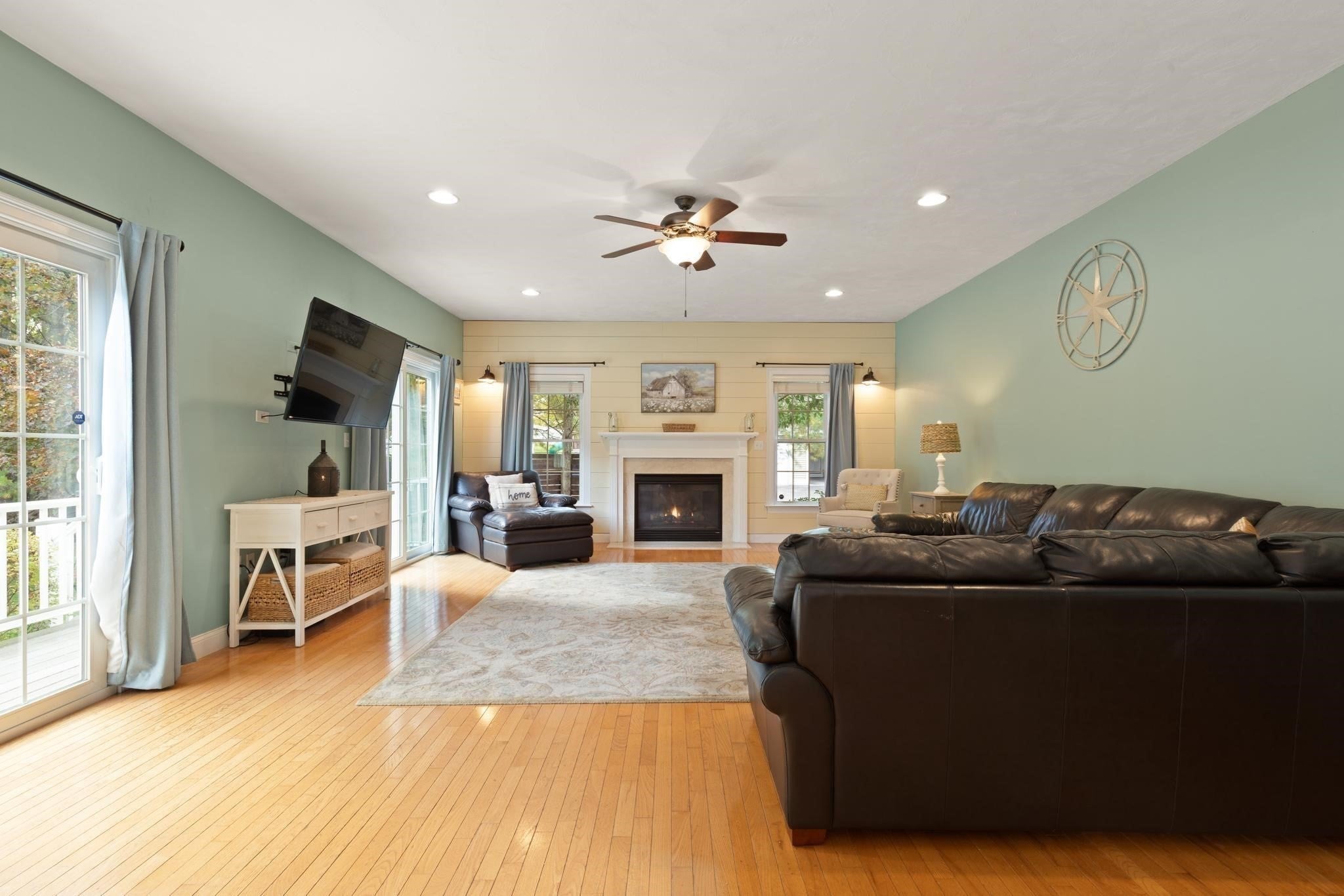 185 Riverside Dr, Wrentham, MA Photo #16