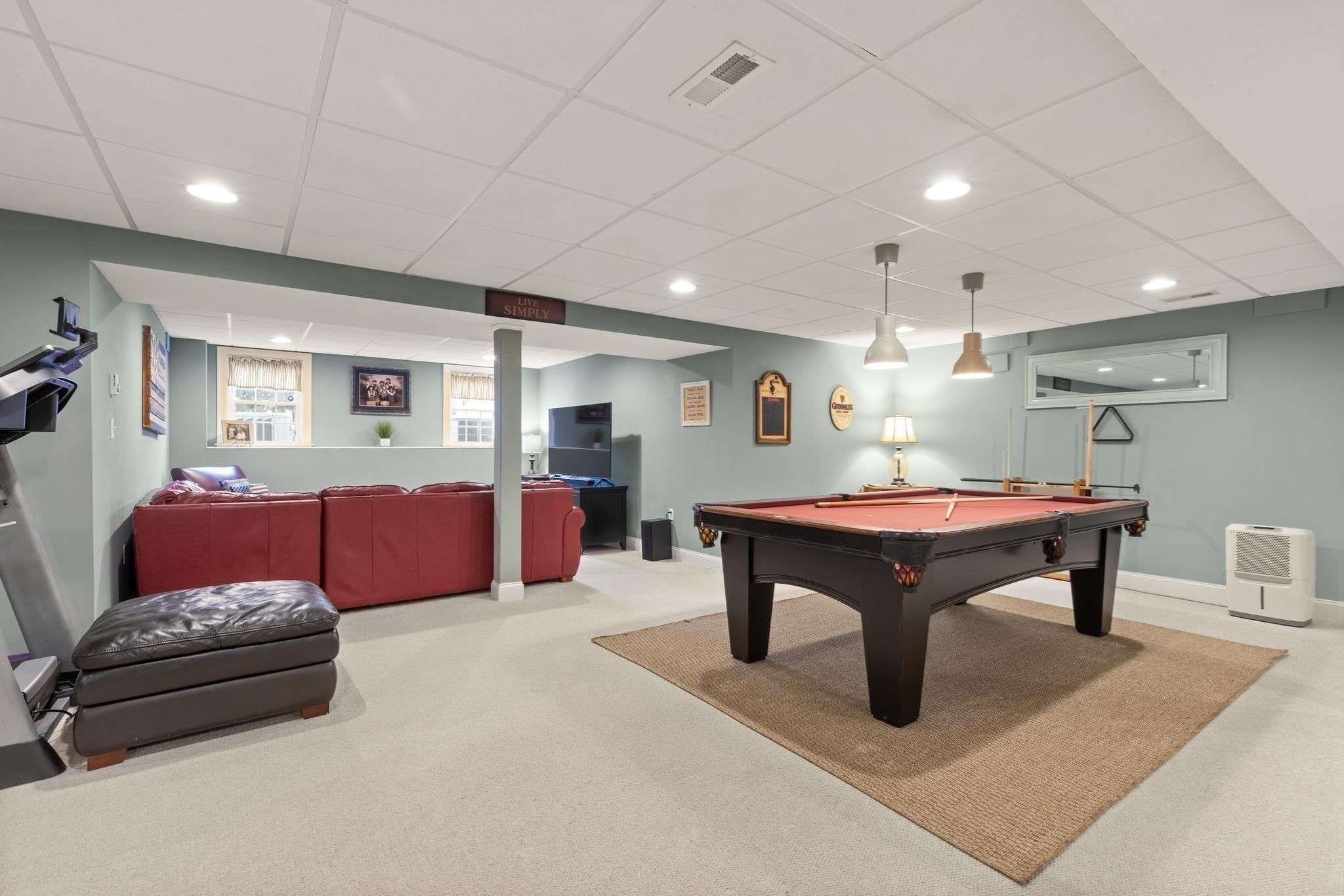 185 Riverside Dr, Wrentham, MA Photo #32