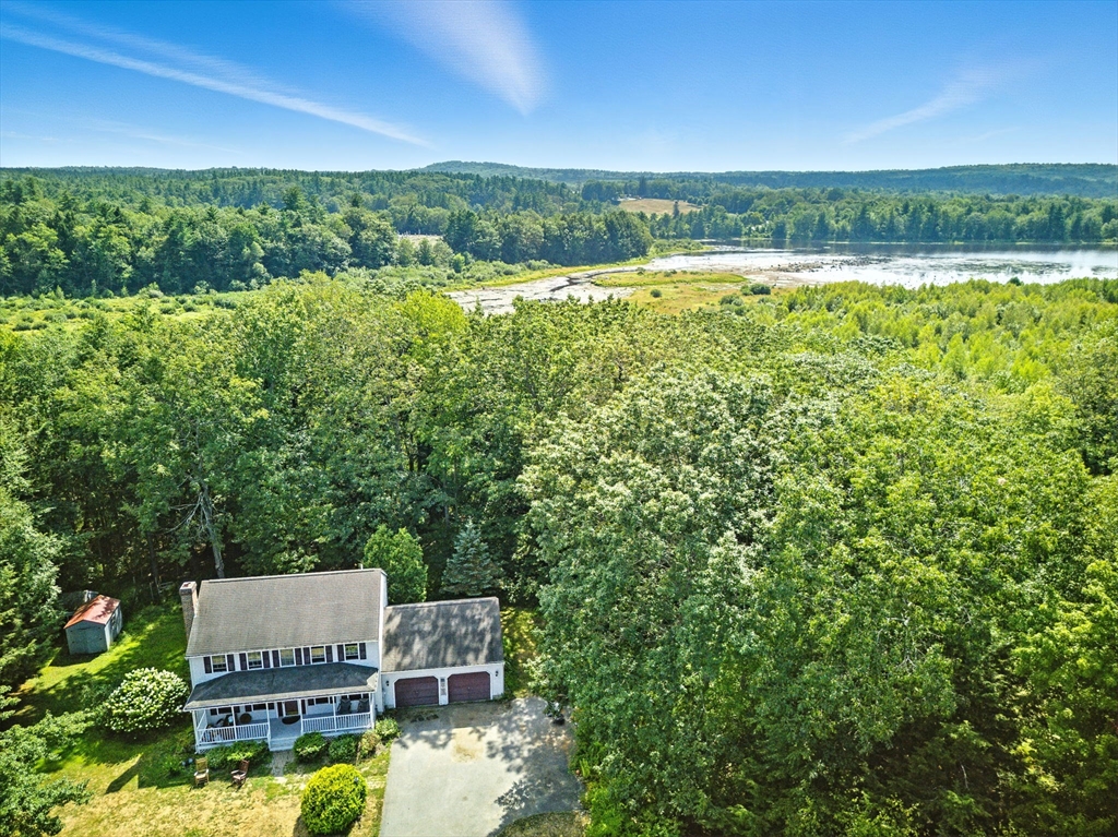 160 Lakeshore Drive