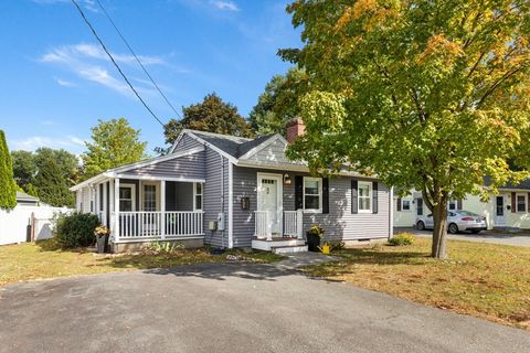 9 Pilgrim Rd Woburn MA 01801