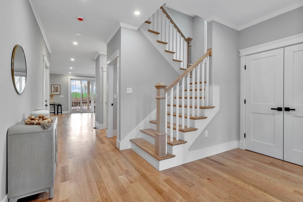 34 Golden Ave