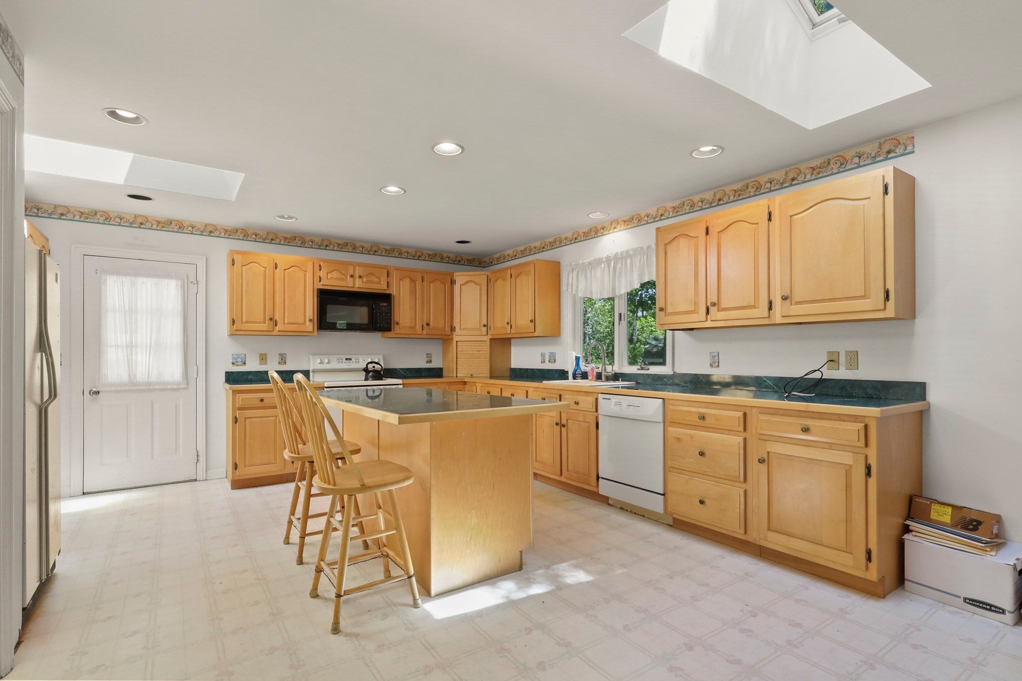 304 Round Cove Rd, Chatham, MA Photo #9
