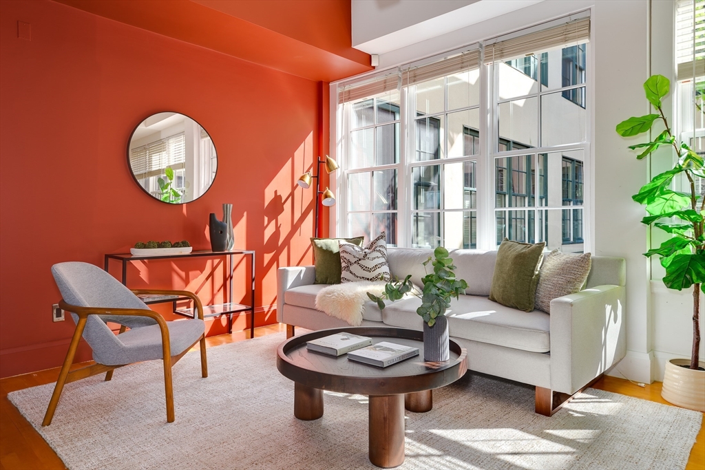 100 Erie Street 10