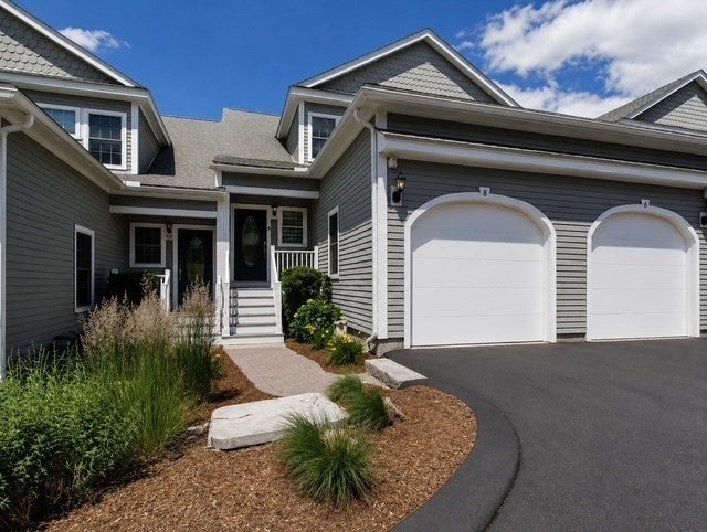 8 Eastern Point Dr 8