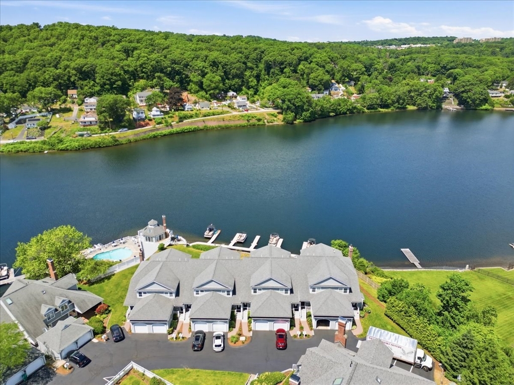 8 Eastern Point Dr 8