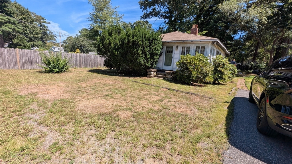 23 Pondview Ave