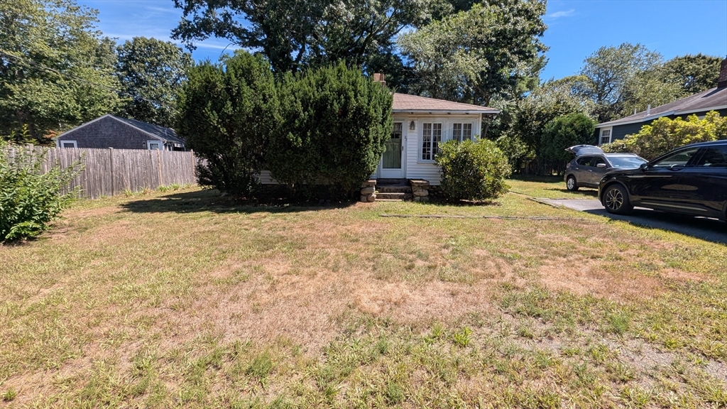 23 Pondview Ave
