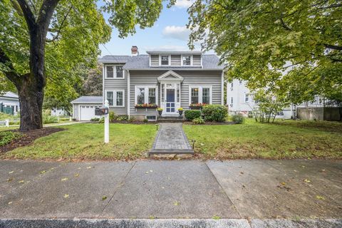11 Payson St Attleboro MA 02703