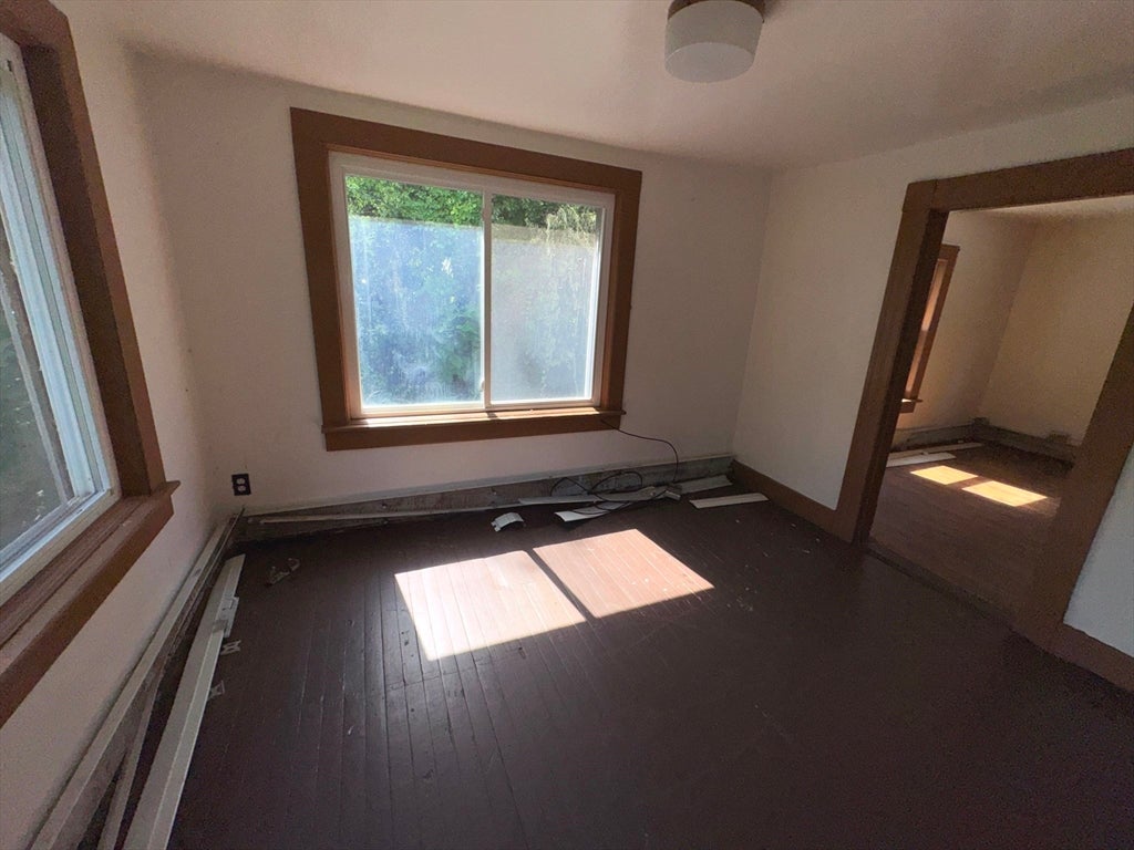 25 Kendrick St, South Hadley, MA Photo #17