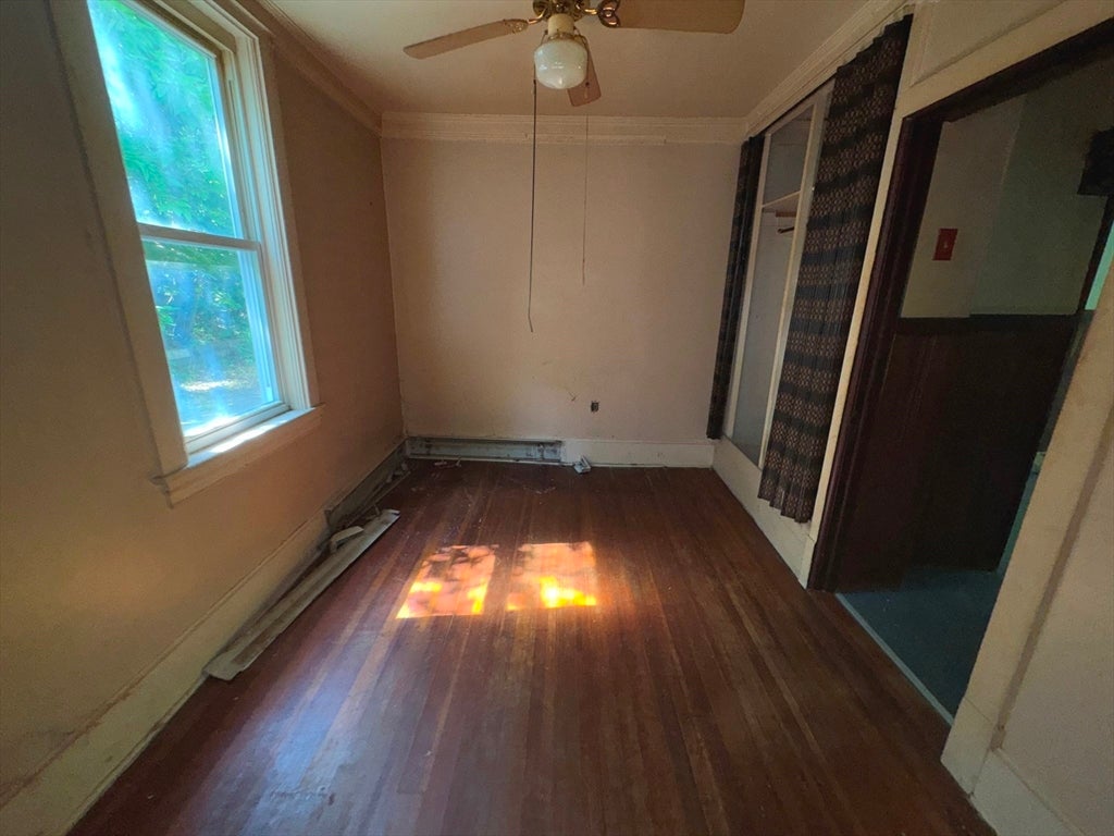 25 Kendrick St, South Hadley, MA Photo #13