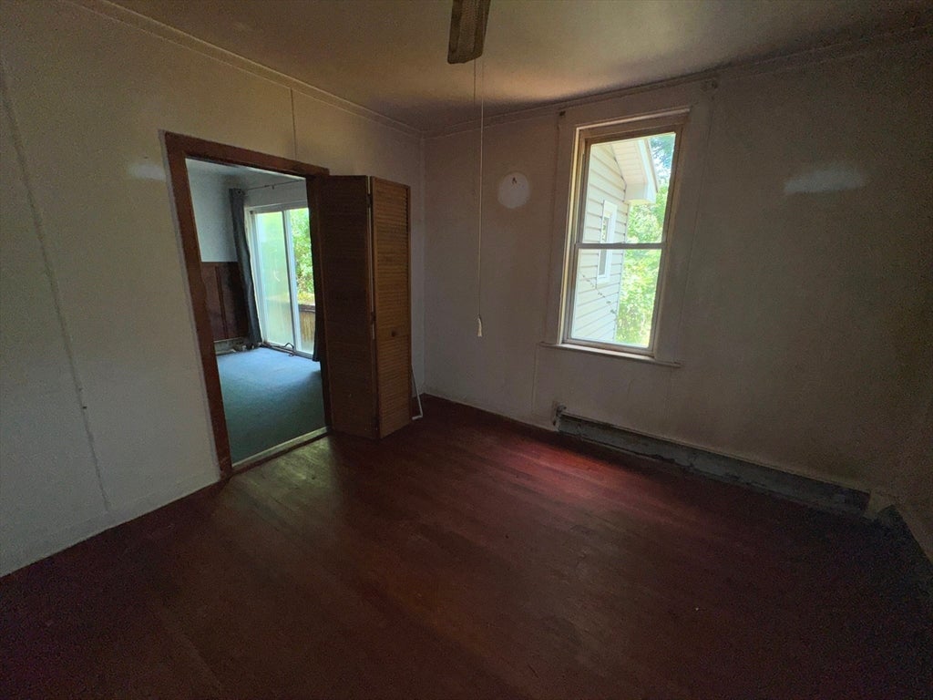 25 Kendrick St, South Hadley, MA Photo #11