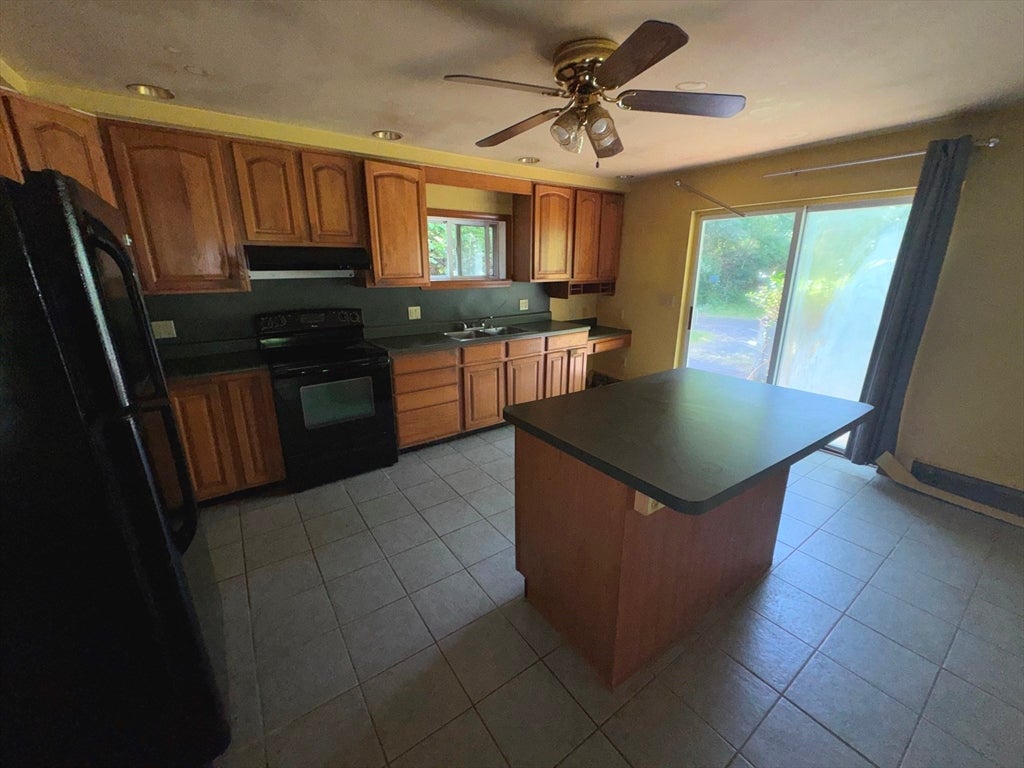 25 Kendrick St, South Hadley, MA Photo #7