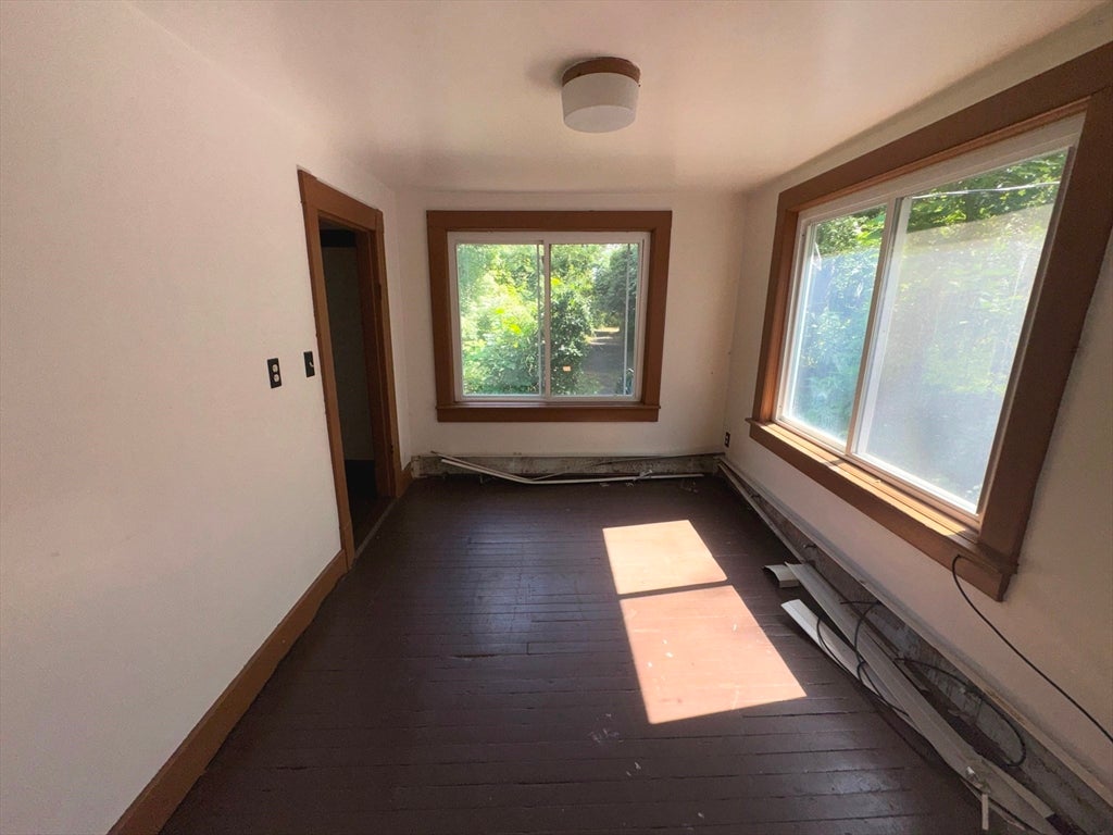 25 Kendrick St, South Hadley, MA Photo #14