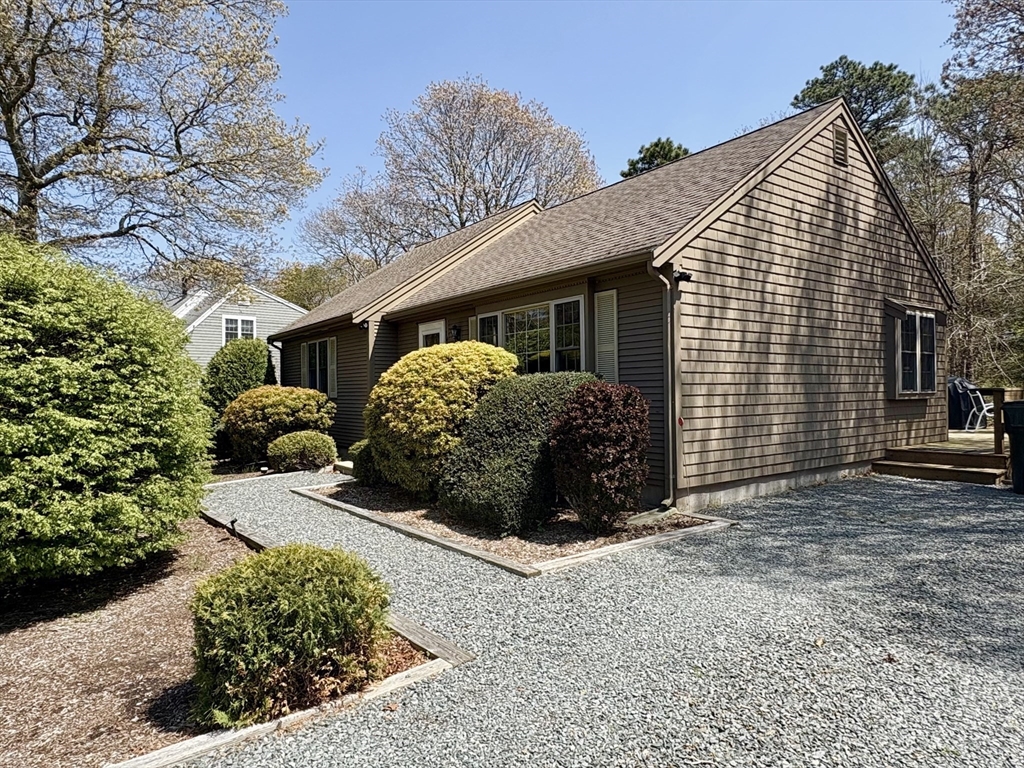 144 Sudbury Ln