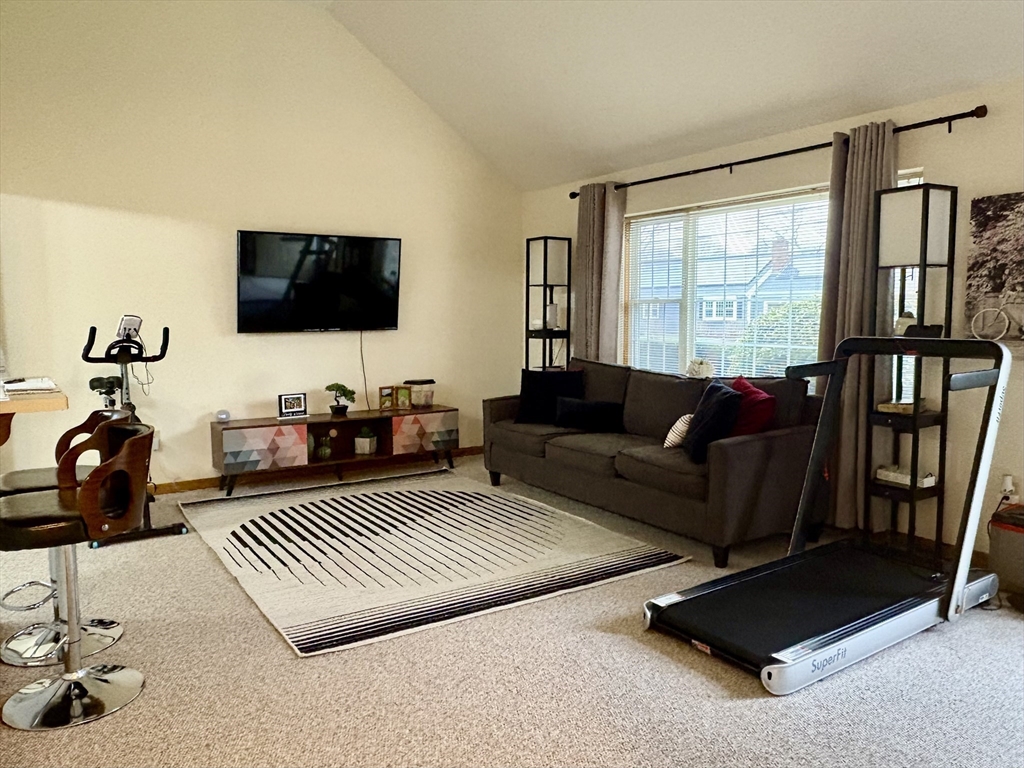 144 Sudbury Ln