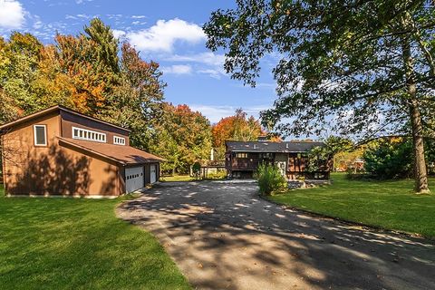 88 Brush Hill Rd Sherborn MA 01770