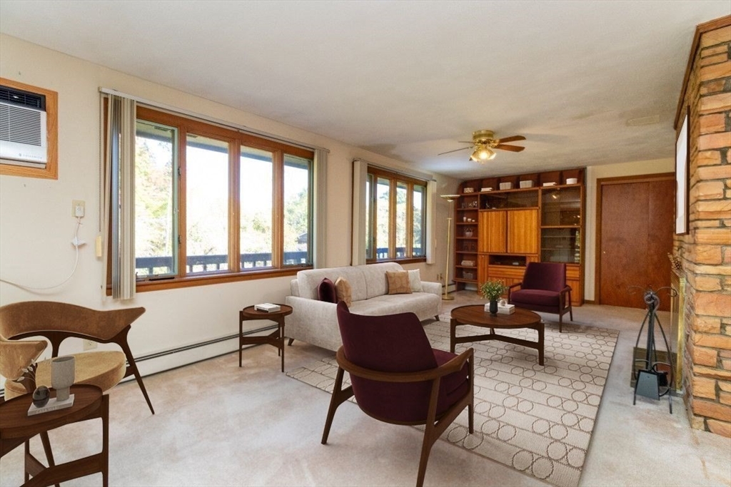 88 Brush Hill Rd