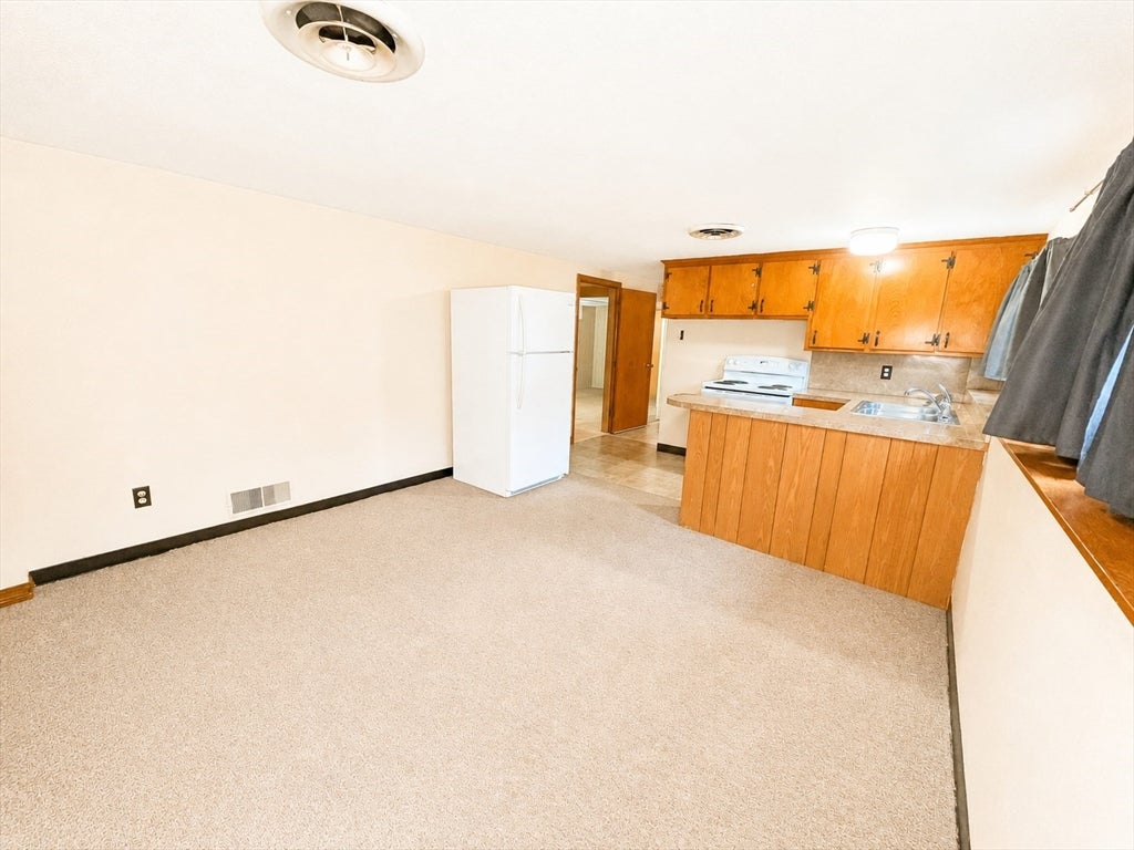 60 Martin St, East Providence, RI, 60 Martin St, East Providence, RI Photo #28