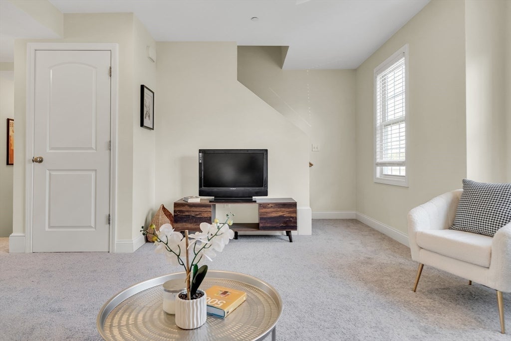 311 Littleton Rd #31, Chelmsford, MA Photo #8