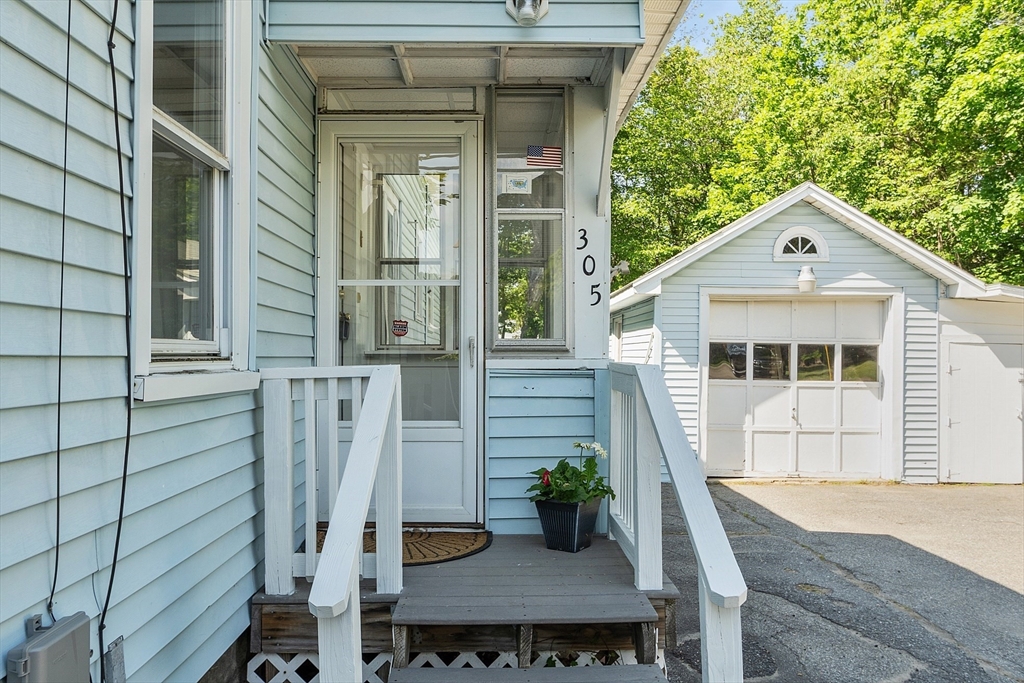305 Franklin Road
