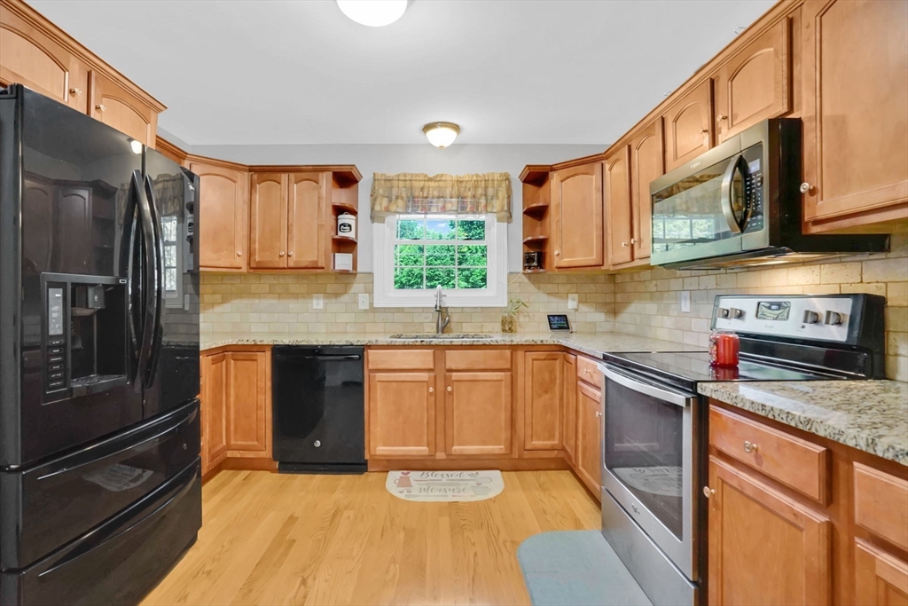 10 Reservoir Rd